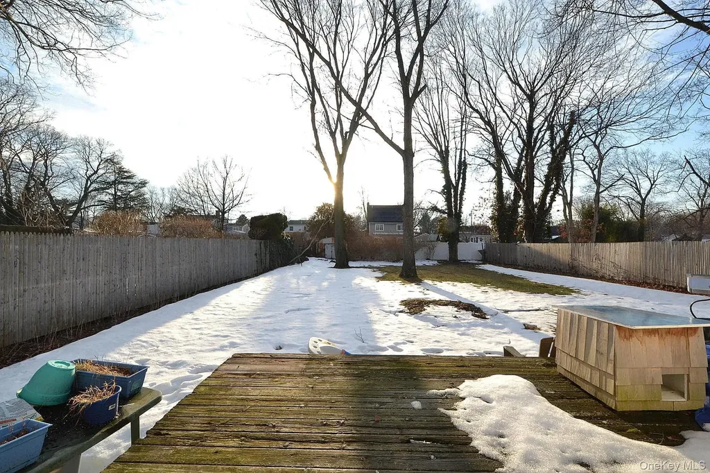 1362 Ackerson Boulevard Bay Shore NY 11706