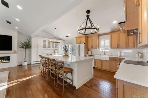 3175 Court Street Yorktown Heights NY 10598