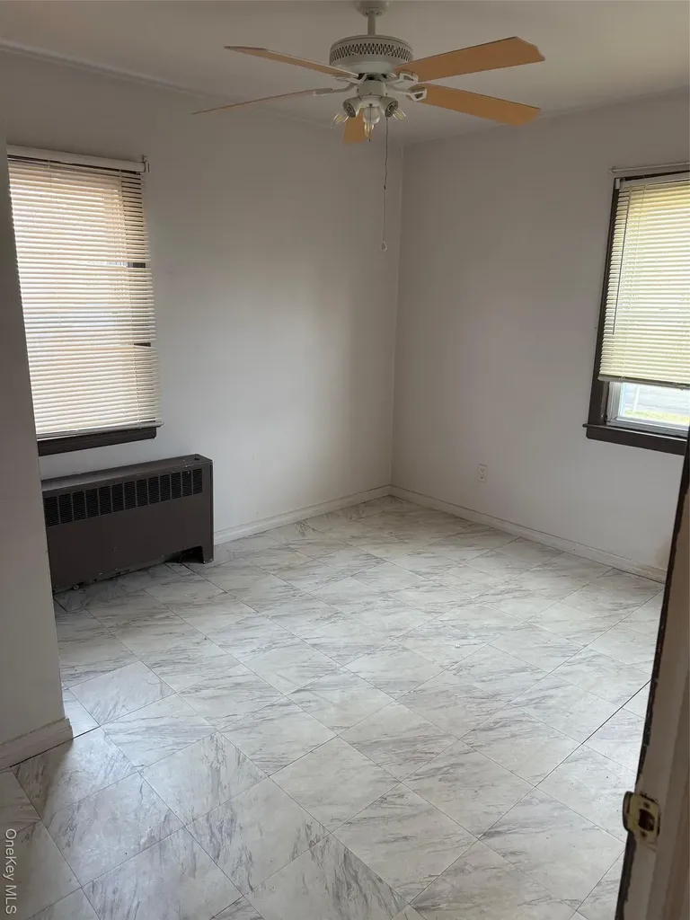 431 Franklin Avenue Hewlett NY 11557