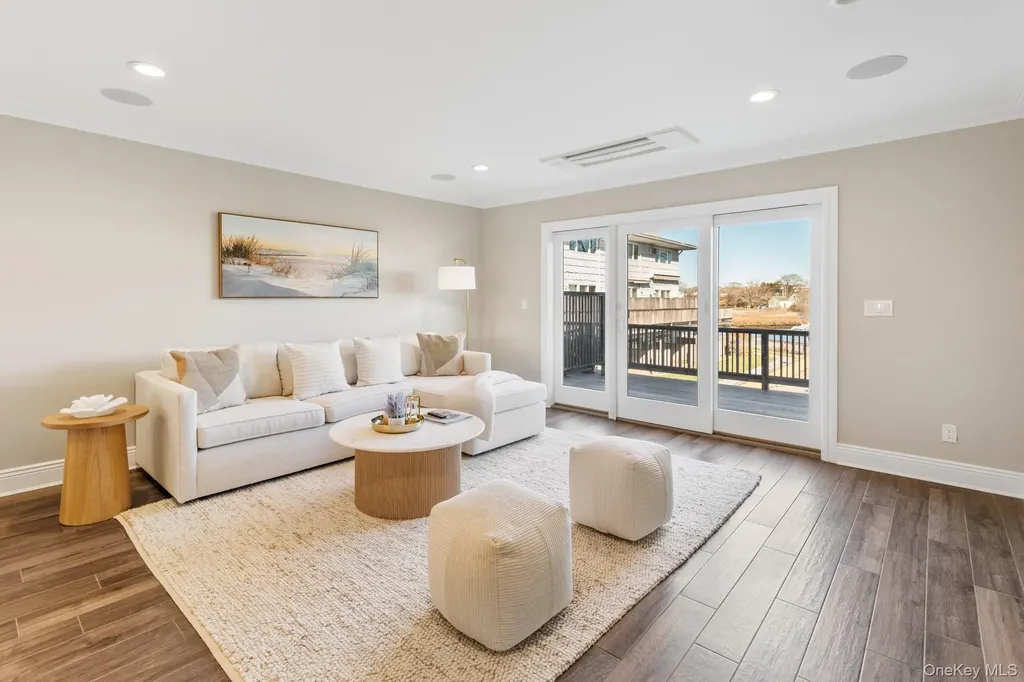 3047 Mitchell Road Westhampton NY 11978