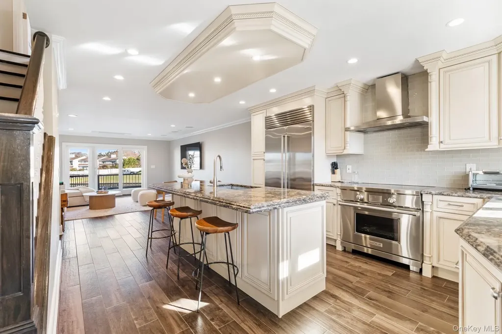 3047 Mitchell Road Westhampton NY 11978