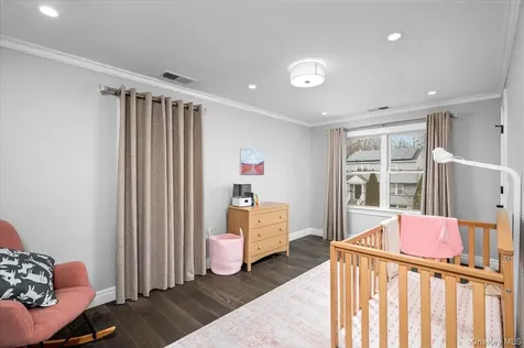 216 Florence Street Mamaroneck NY 10543