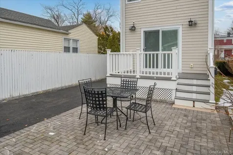 216 Florence Street Mamaroneck NY 10543