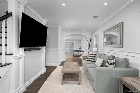 216 Florence Street Mamaroneck NY 10543