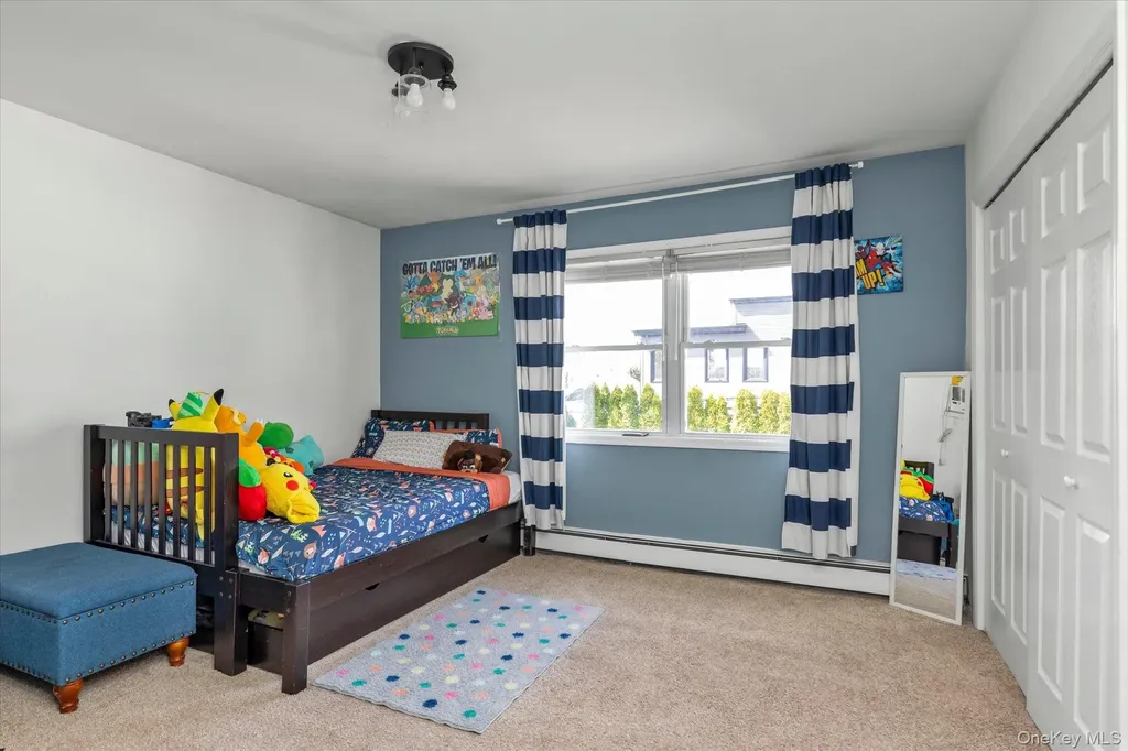 32 Return Lane Levittown NY 11756