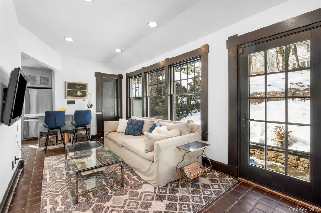 30 Myrtle Boulevard Larchmont NY 10538