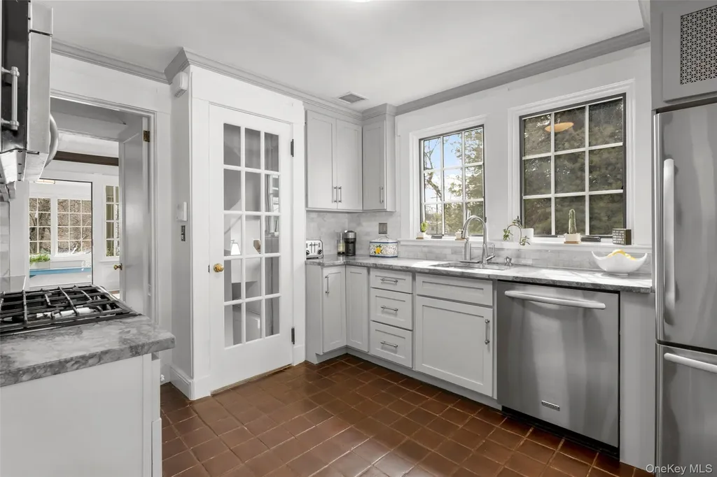 30 Myrtle Boulevard Larchmont NY 10538