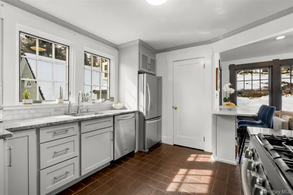 30 Myrtle Boulevard Larchmont NY 10538