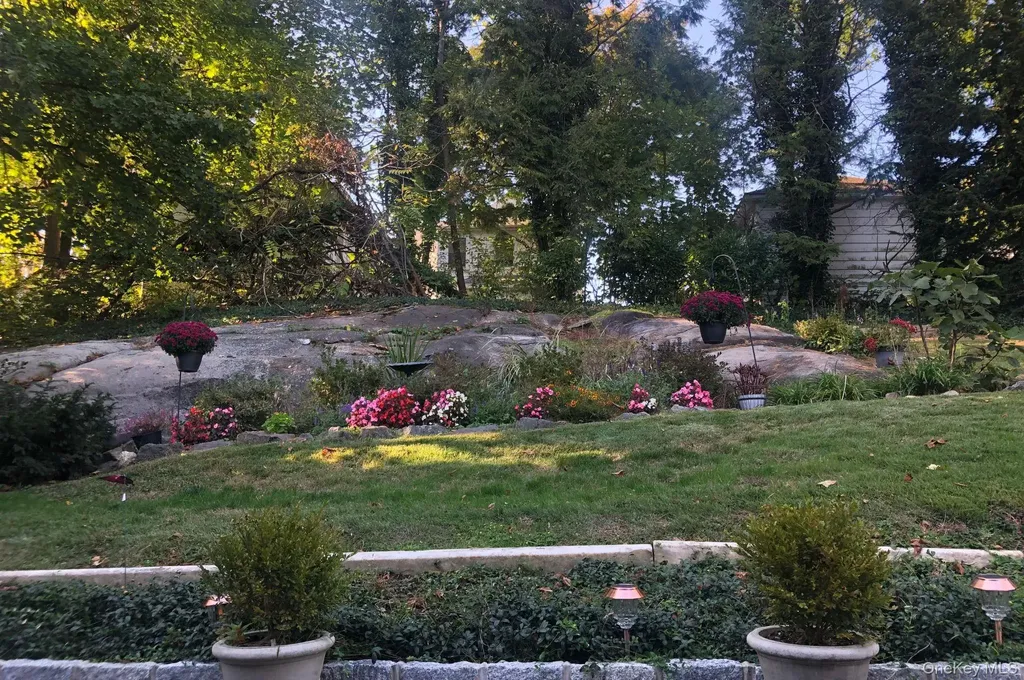 30 Myrtle Boulevard Larchmont NY 10538