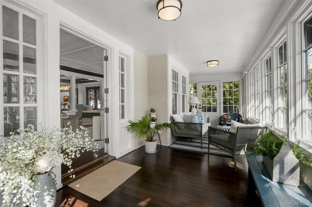 30 Myrtle Boulevard Larchmont NY 10538