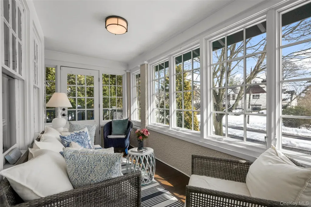 30 Myrtle Boulevard Larchmont NY 10538