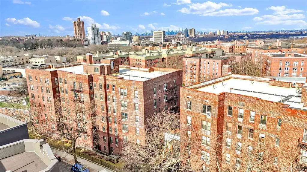 141-05 Pershing Crescent Briarwood NY 11435