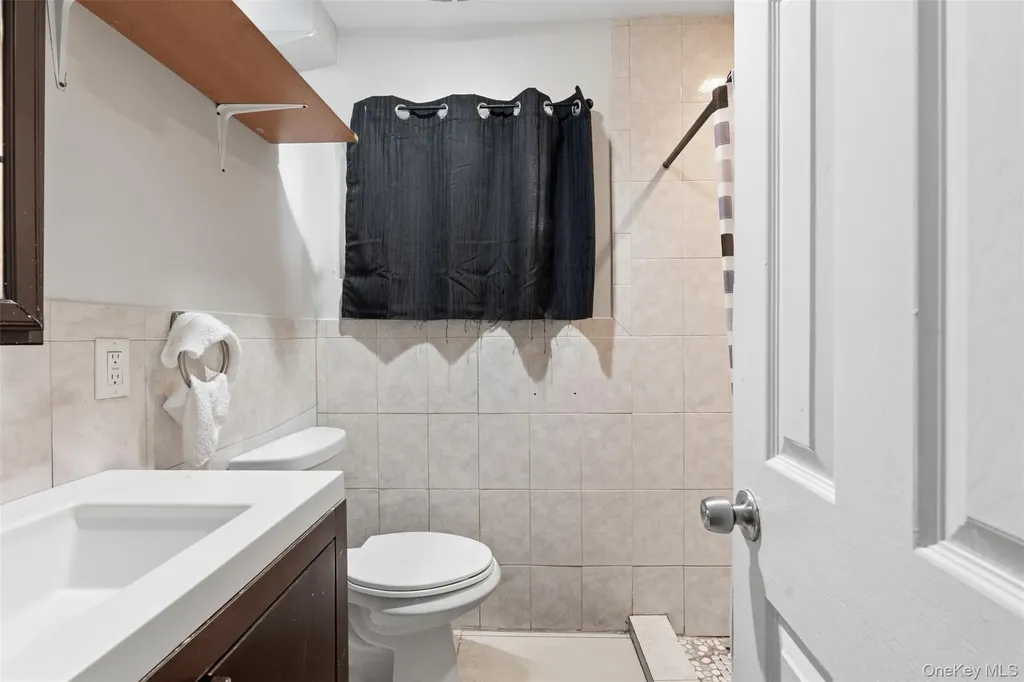 153 S Pascack Road Nanuet NY 10954