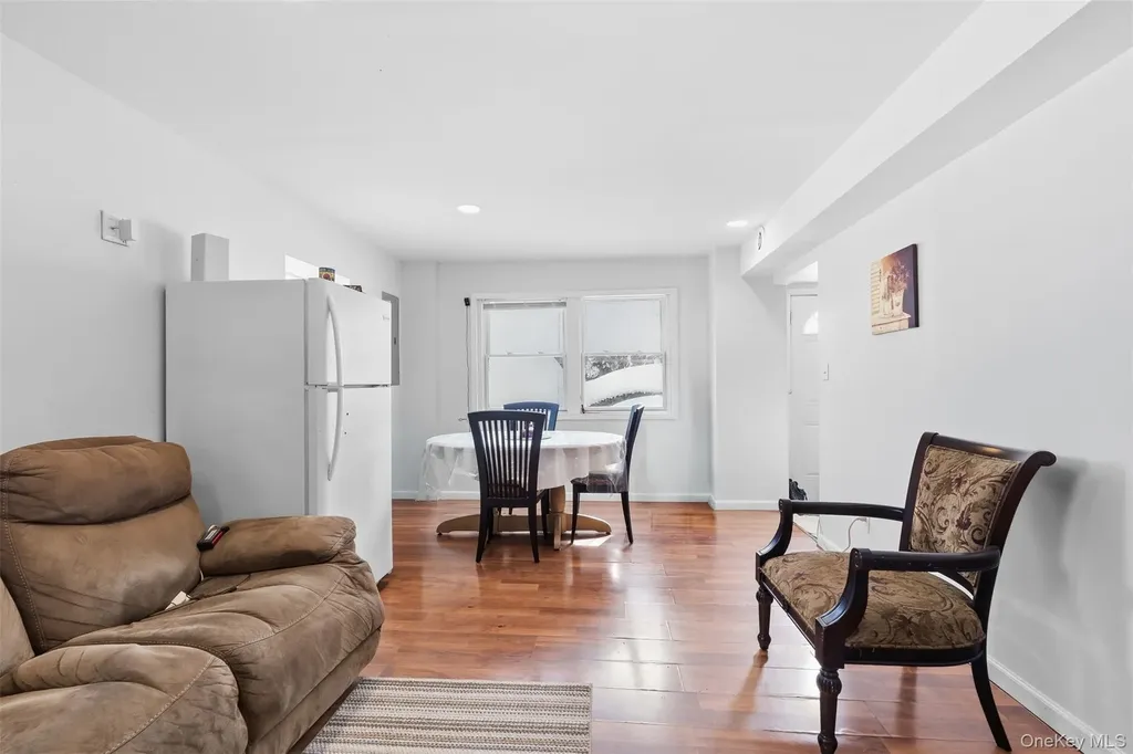 153 S Pascack Road Nanuet NY 10954