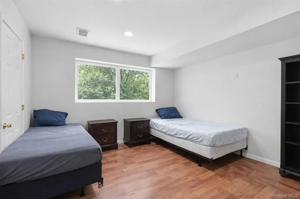 153 S Pascack Road Nanuet NY 10954