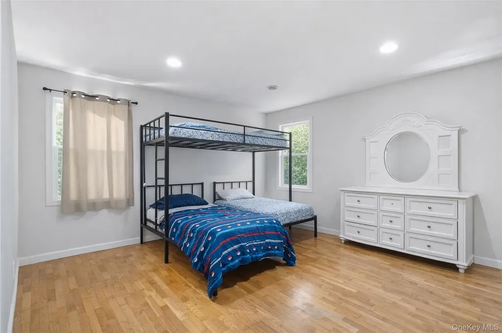 153 S Pascack Road Nanuet NY 10954