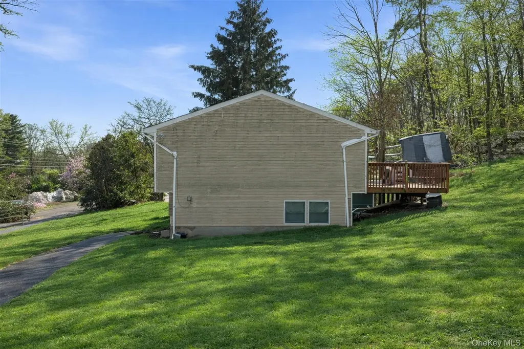 153 S Pascack Road Nanuet NY 10954