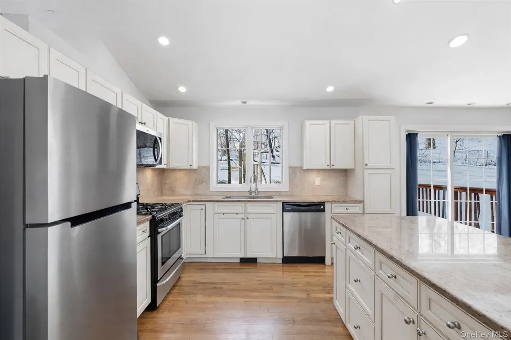153 S Pascack Road Nanuet NY 10954