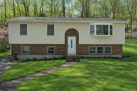 153 S Pascack Road Nanuet NY 10954