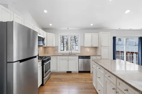 153 S Pascack Road Nanuet NY 10954