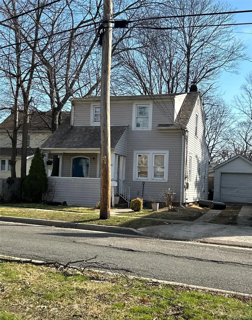 30 Pierson Avenue Hempstead NY 11550
