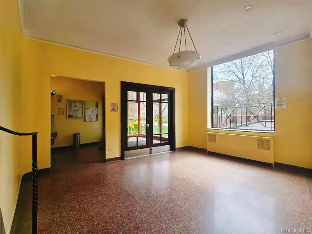 15010 71st Avenue Flushing NY 11367