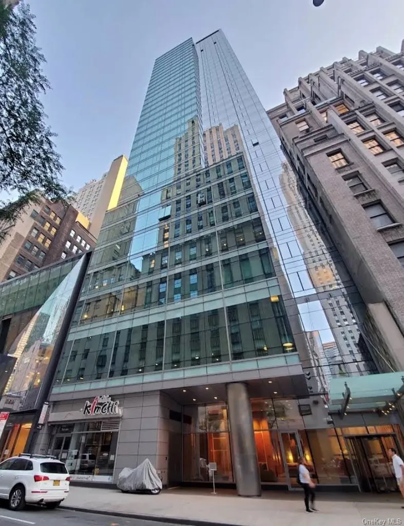 18 W 48th Street New York (manhattan) NY 10036