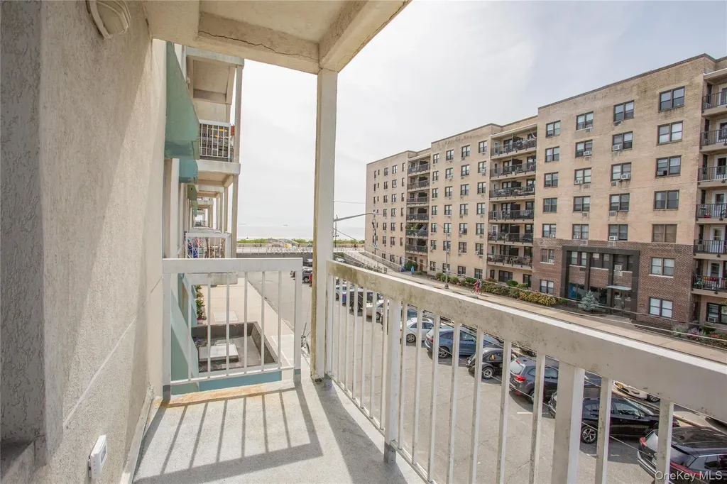10 Franklin Boulevard Long Beach NY 11561