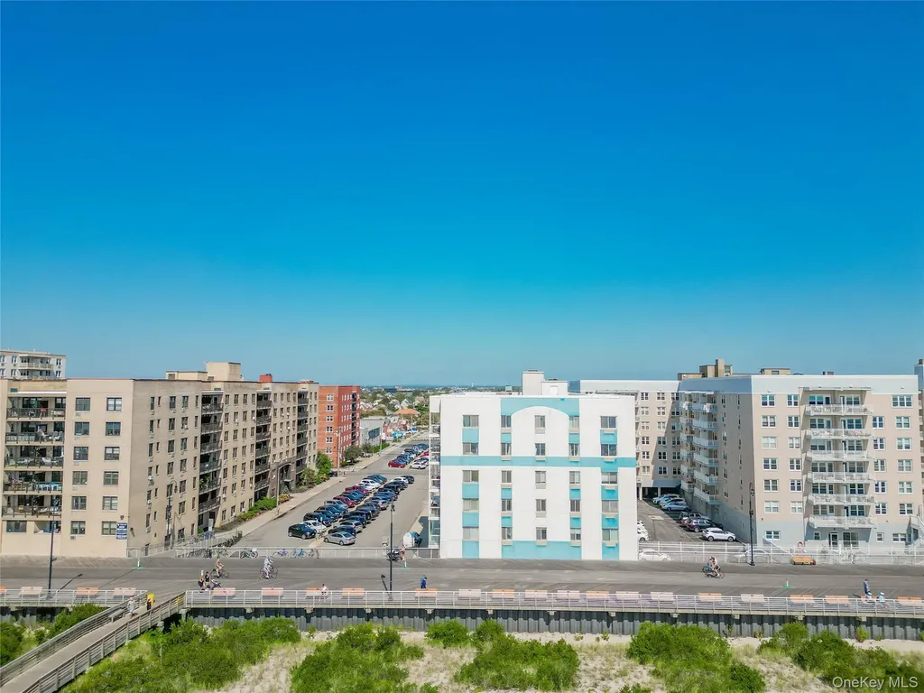 10 Franklin Boulevard Long Beach NY 11561