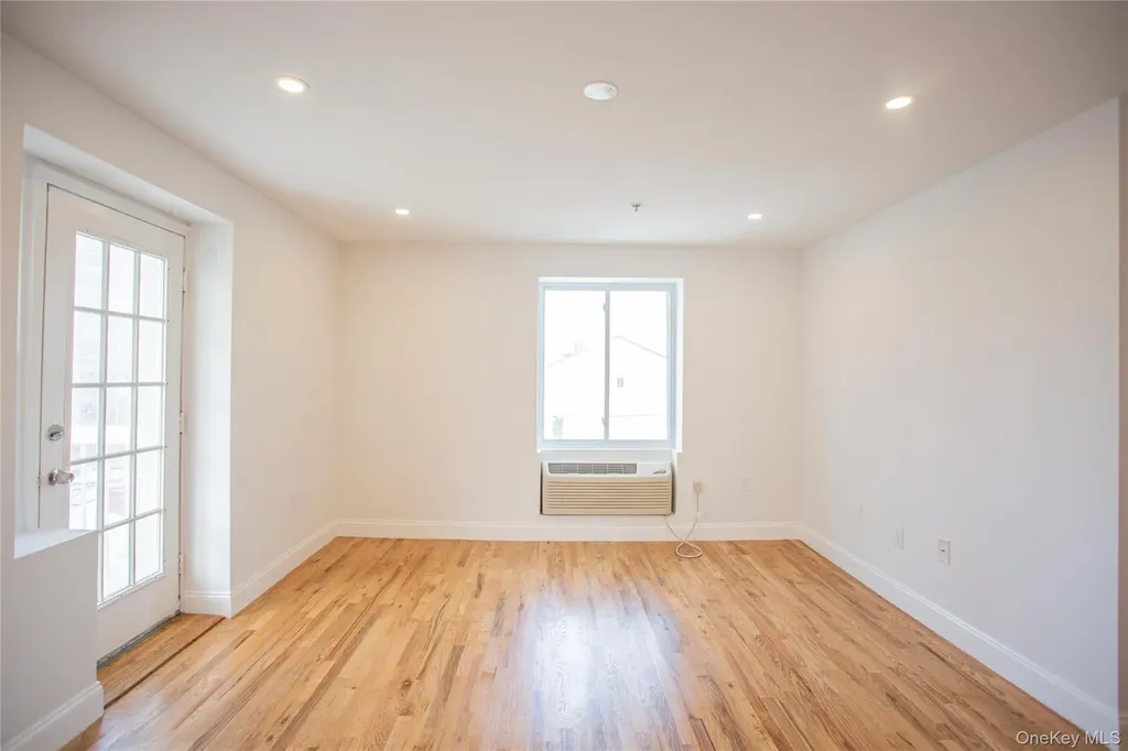 10 Franklin Boulevard Long Beach NY 11561