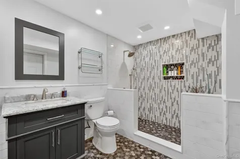 23 Ruth Road Cortlandt Manor NY 10567