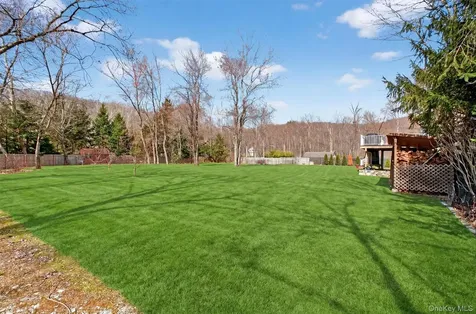 23 Ruth Road Cortlandt Manor NY 10567