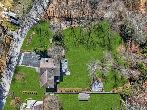 23 Ruth Road Cortlandt Manor NY 10567