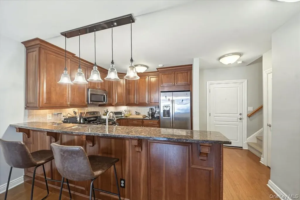 100 Sheldrake Place Mamaroneck NY 10543