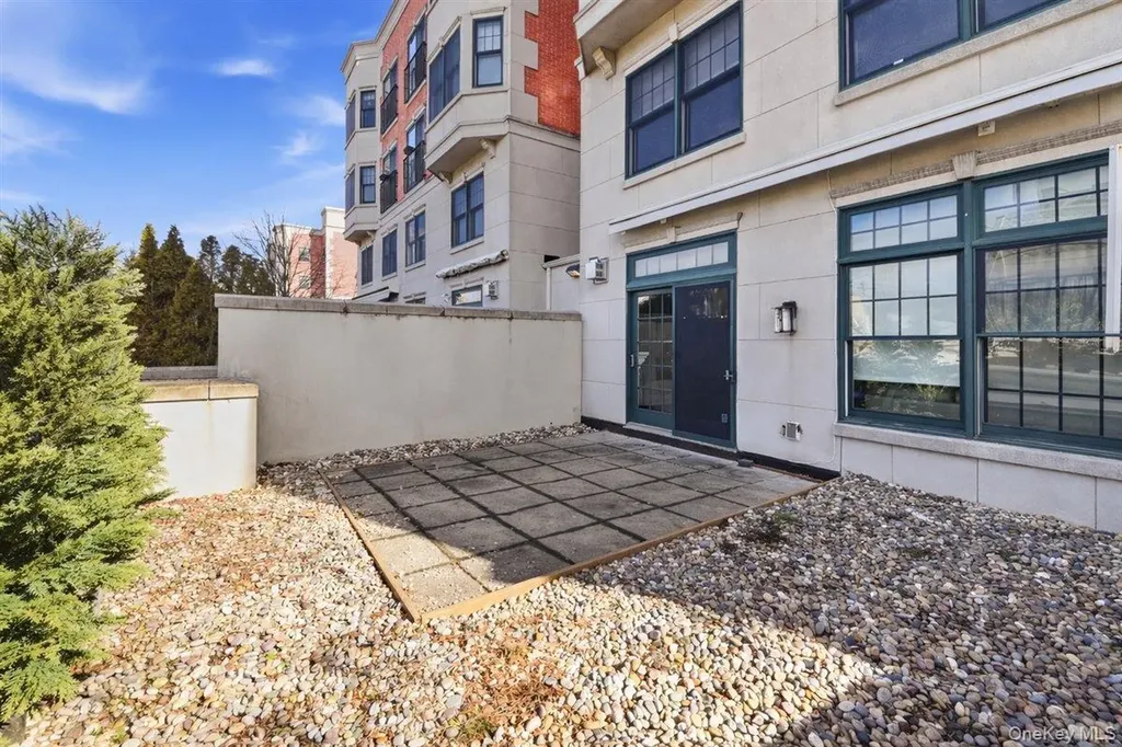 100 Sheldrake Place Mamaroneck NY 10543