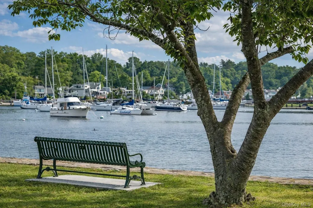 100 Sheldrake Place Mamaroneck NY 10543