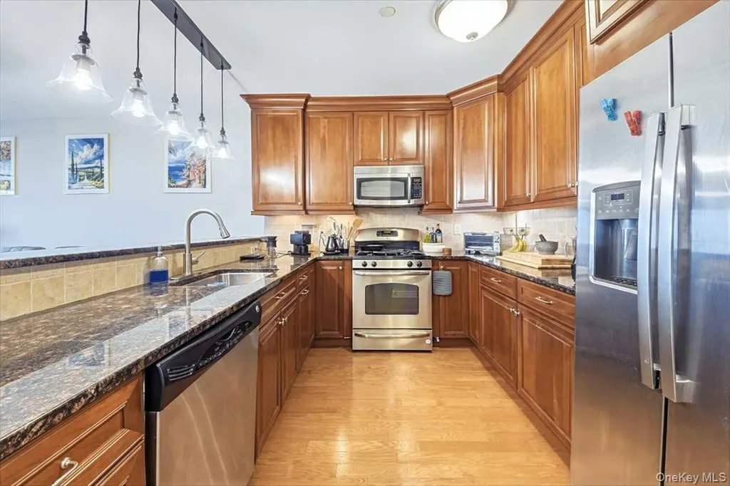 100 Sheldrake Place Mamaroneck NY 10543