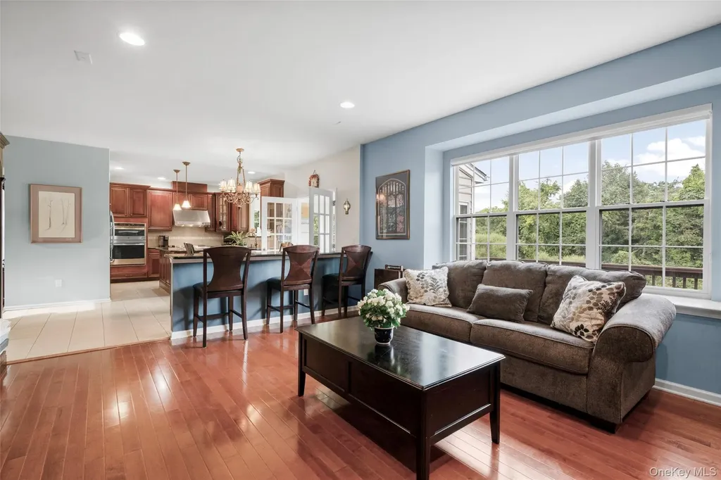 653 Creekside Lane Fishkill NY 12524