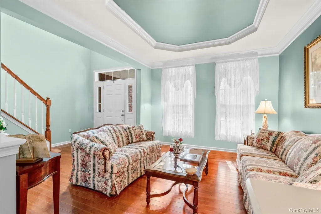 653 Creekside Lane Fishkill NY 12524