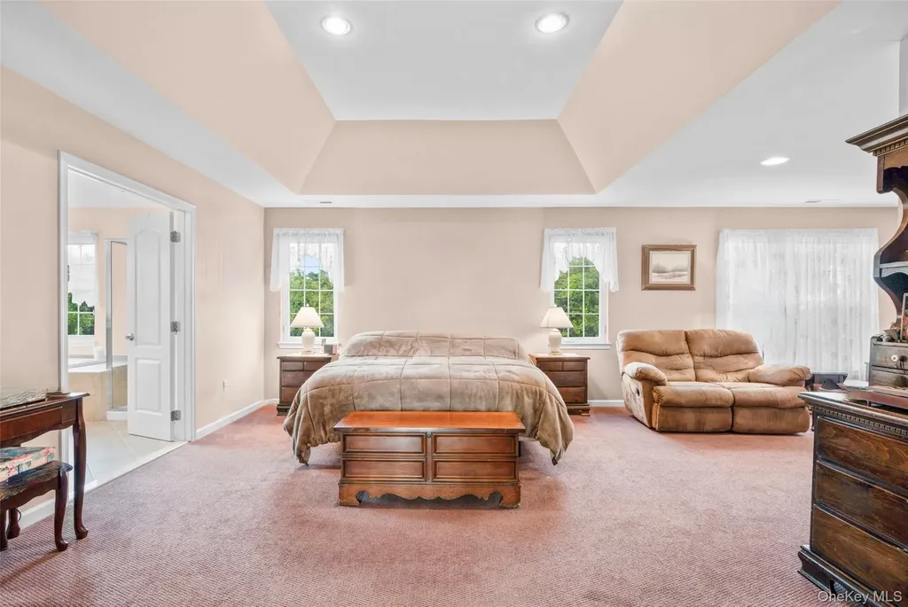 653 Creekside Lane Fishkill NY 12524