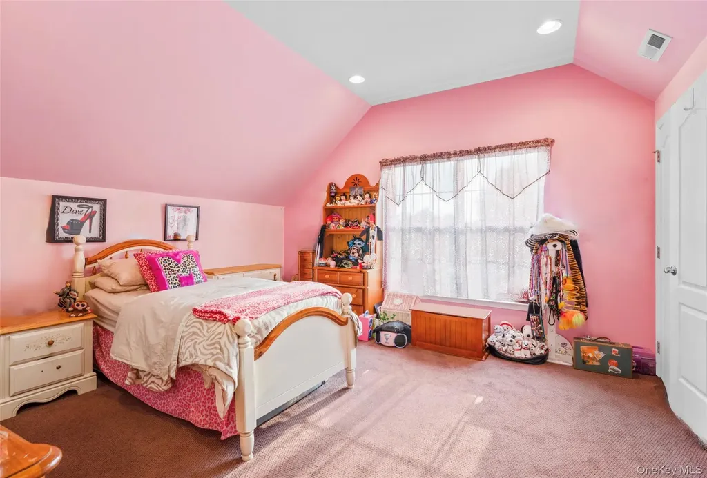 653 Creekside Lane Fishkill NY 12524
