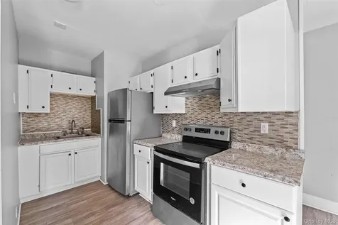 19 Barclay Street Poughkeepsie NY 12601