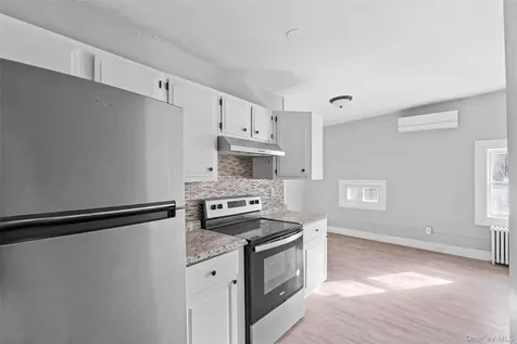 19 Barclay Street Poughkeepsie NY 12601
