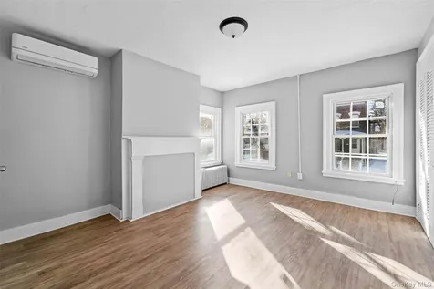 19 Barclay Street Poughkeepsie NY 12601