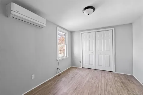 19 Barclay Street Poughkeepsie NY 12601