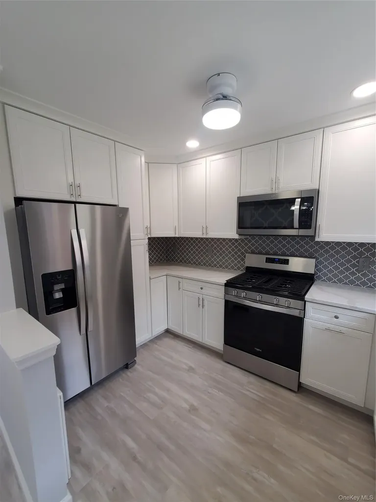 1879 Crompond Road Peekskill NY 10566