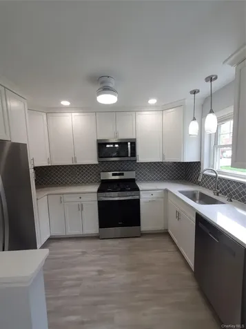 1879 Crompond Road Peekskill NY 10566