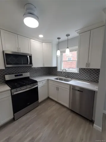 1879 Crompond Road Peekskill NY 10566