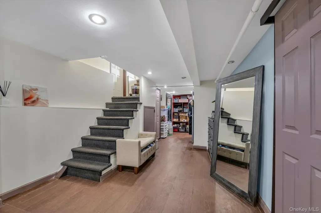 42-28 189th Street Flushing NY 11358