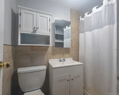 1060 Midland Street Uniondale NY 11553
